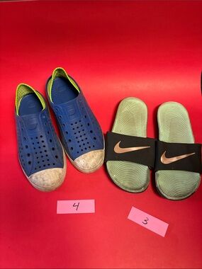 Lot of 2 water shoes for kids
Nike Kids mint Sandals 
Sketchers blue water shoes
